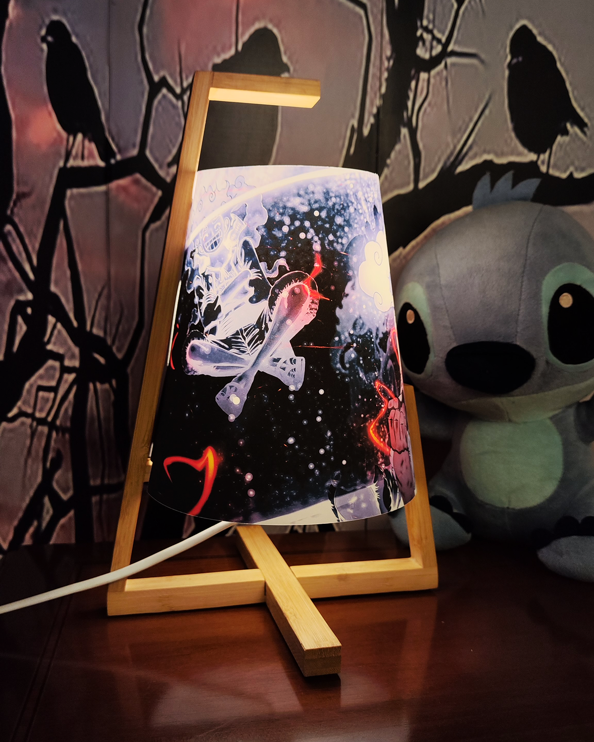 Lampada Anime di One Piece. Luffy. Una Lampada per abbellire gli spazi interni a tema Manga .Lampada Facile da montare